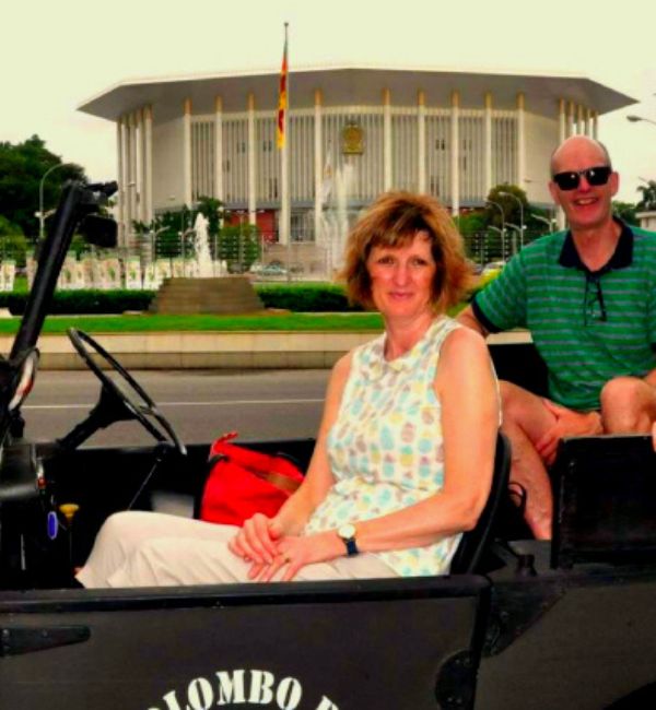 Driving Around Colombo - The Vintage Way