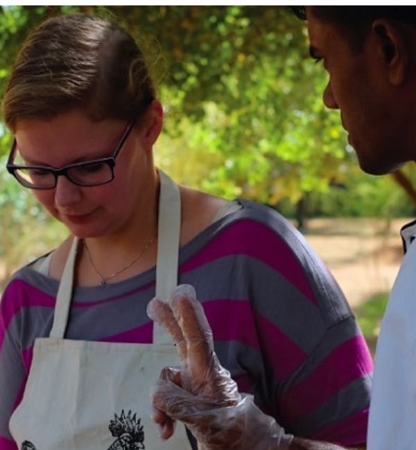 Experience Cooking (and Eating!) the Sri Lankan Way